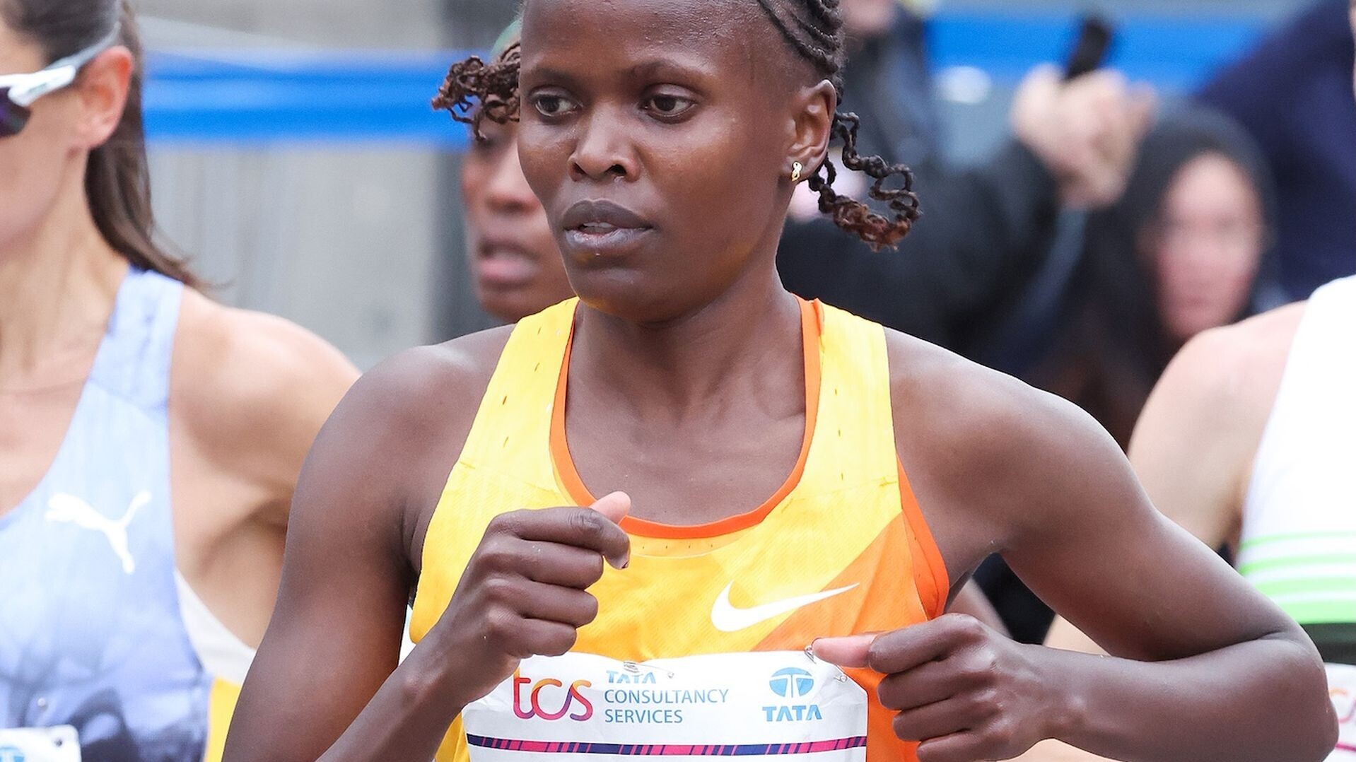 Brigid Kosgei siegt souverän, Tadese Takele im Spurt