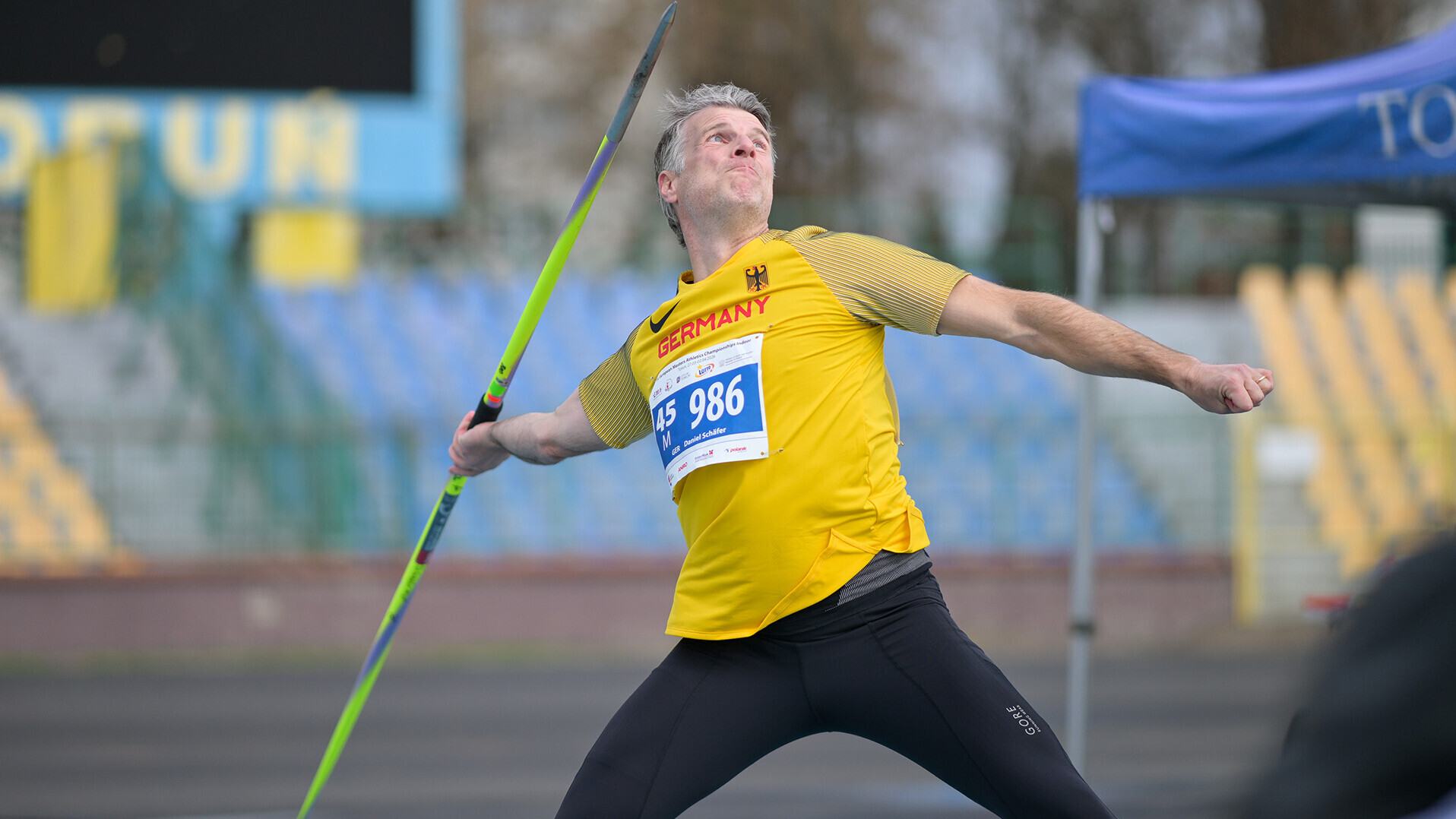 Daniel Schäfer in der Abwurfbewegung beim Speerwurf