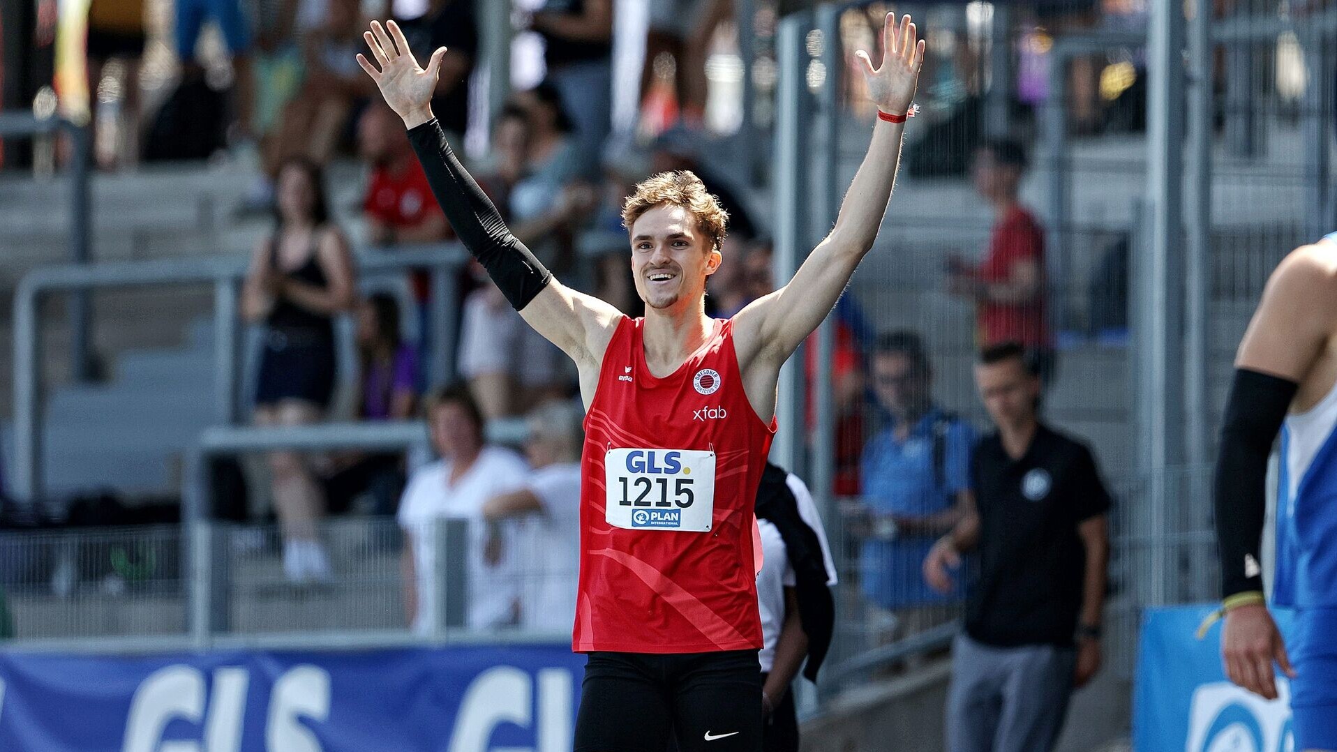 Sonntag | U20: Marc Leonard Hildebrand liefert Rekord-Show über die Hürden