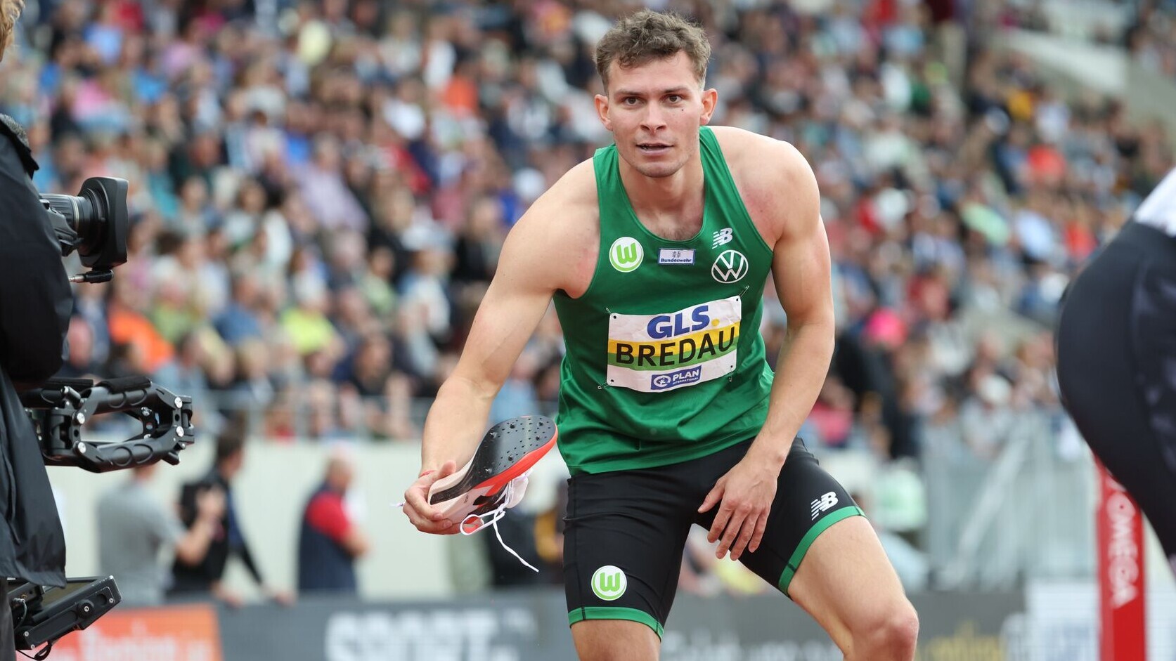 Jean Paul Bredau startet mit Sieg und Hallenbestzeit