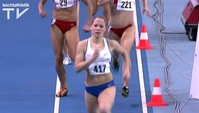 Denise Krebs zieht an Annett Horna vorbei
