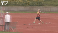 Charlotte Müller jubelt über Gold