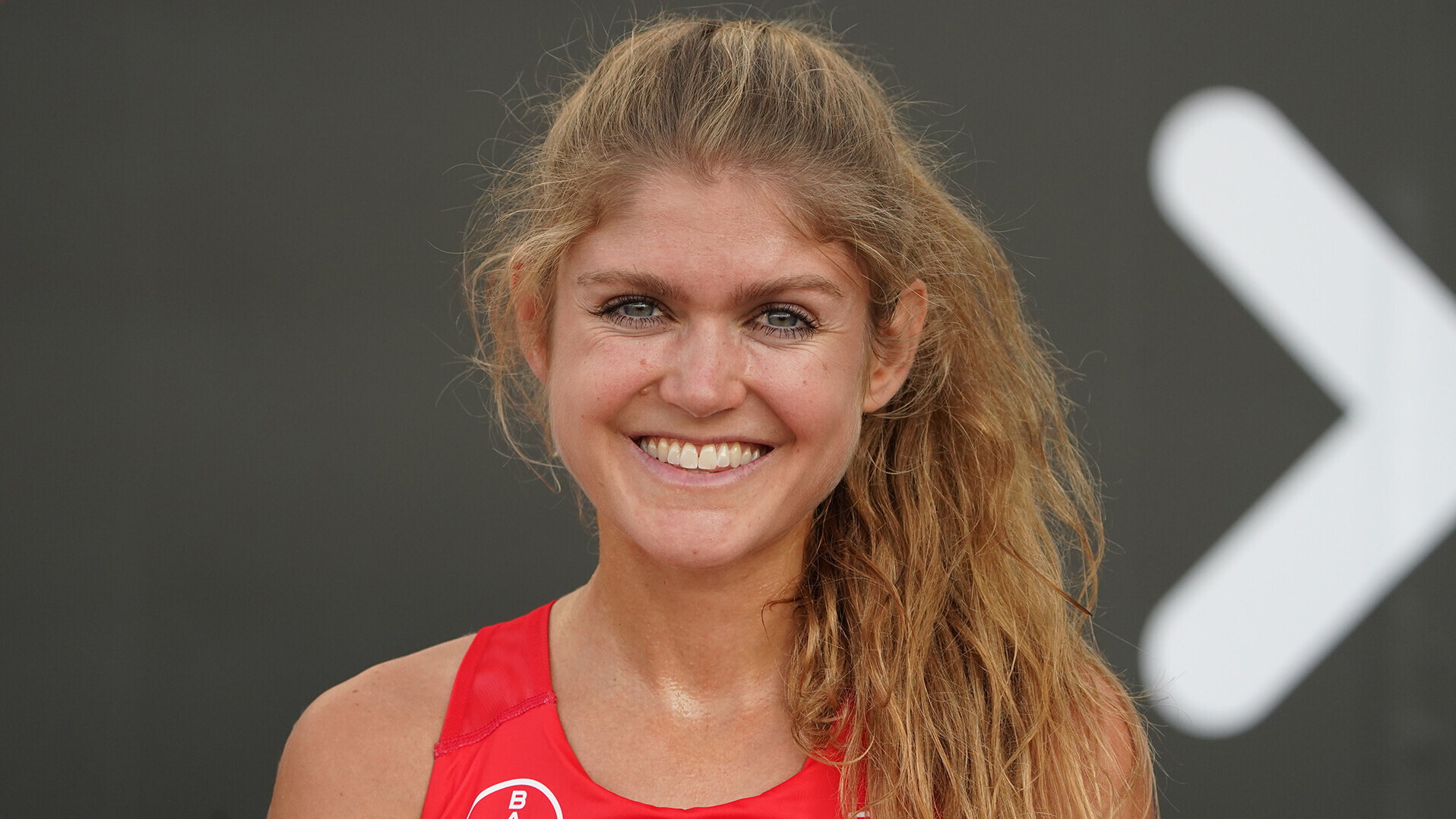 Porträt der lächelnden Konstanze Klosterhalfen