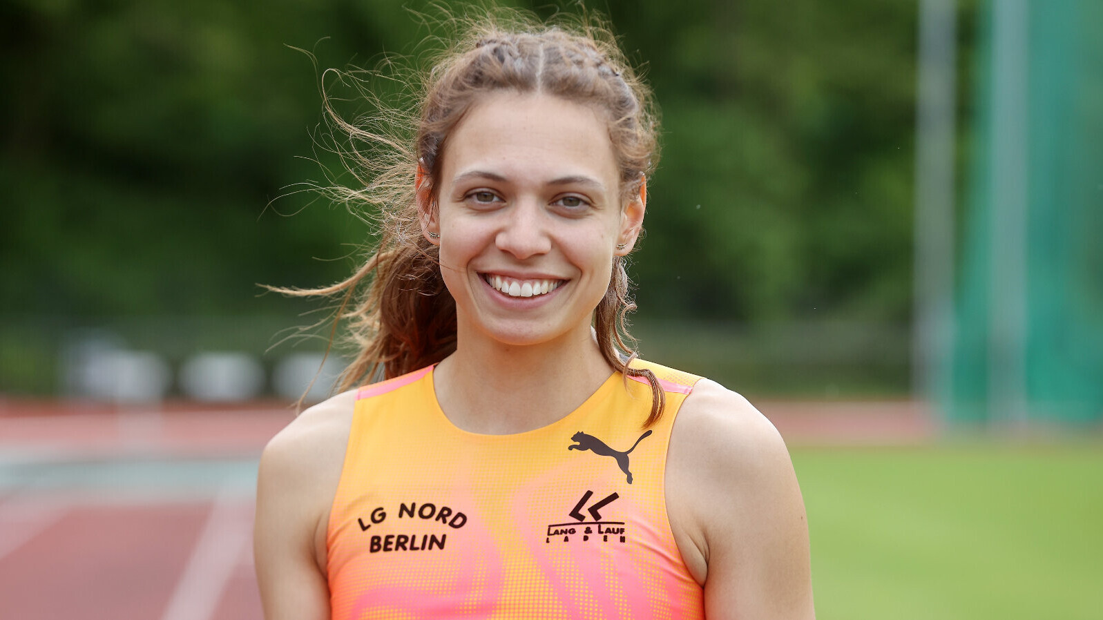 Caroline Joyeux pirscht sich an die 14-Meter-Marke heran