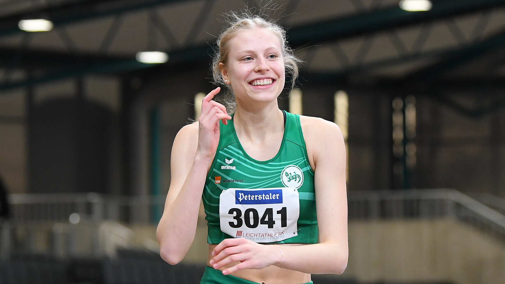 Algerischer Youngster sorgt für Flugshow, Johanna Göring bei Levchenko-Sieg auf Rang drei