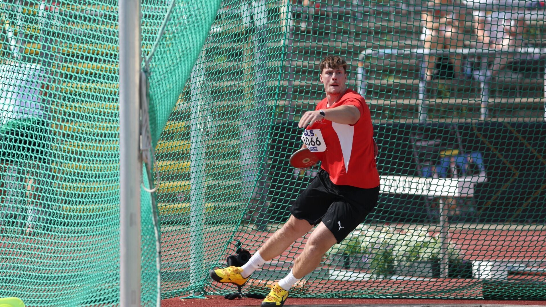 Steven Richter gewinnt Heimmeeting, Katharina Maisch erneut über 19 Meter