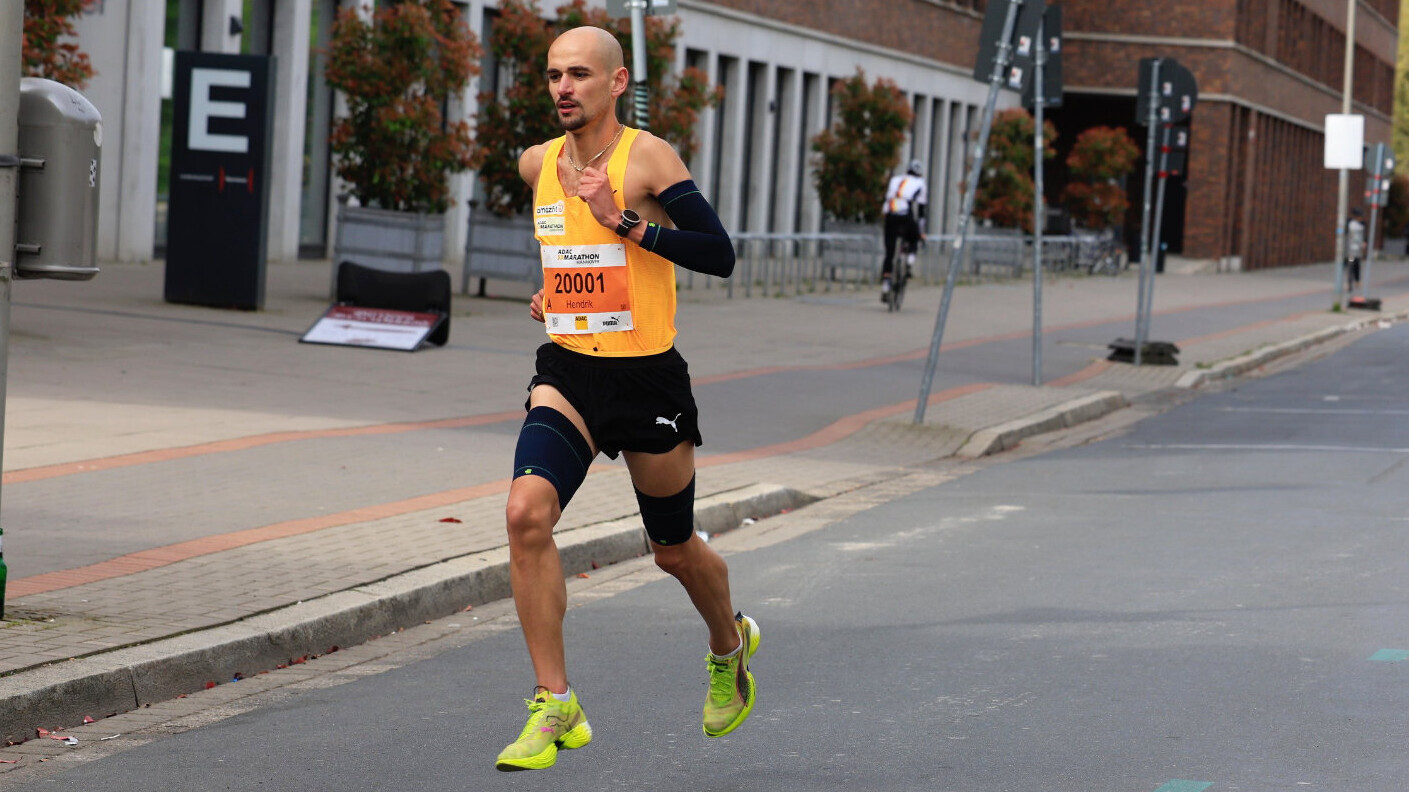 Hendrik Pfeiffer mittendrin im Weltklassefeld des Chicago-Marathons
