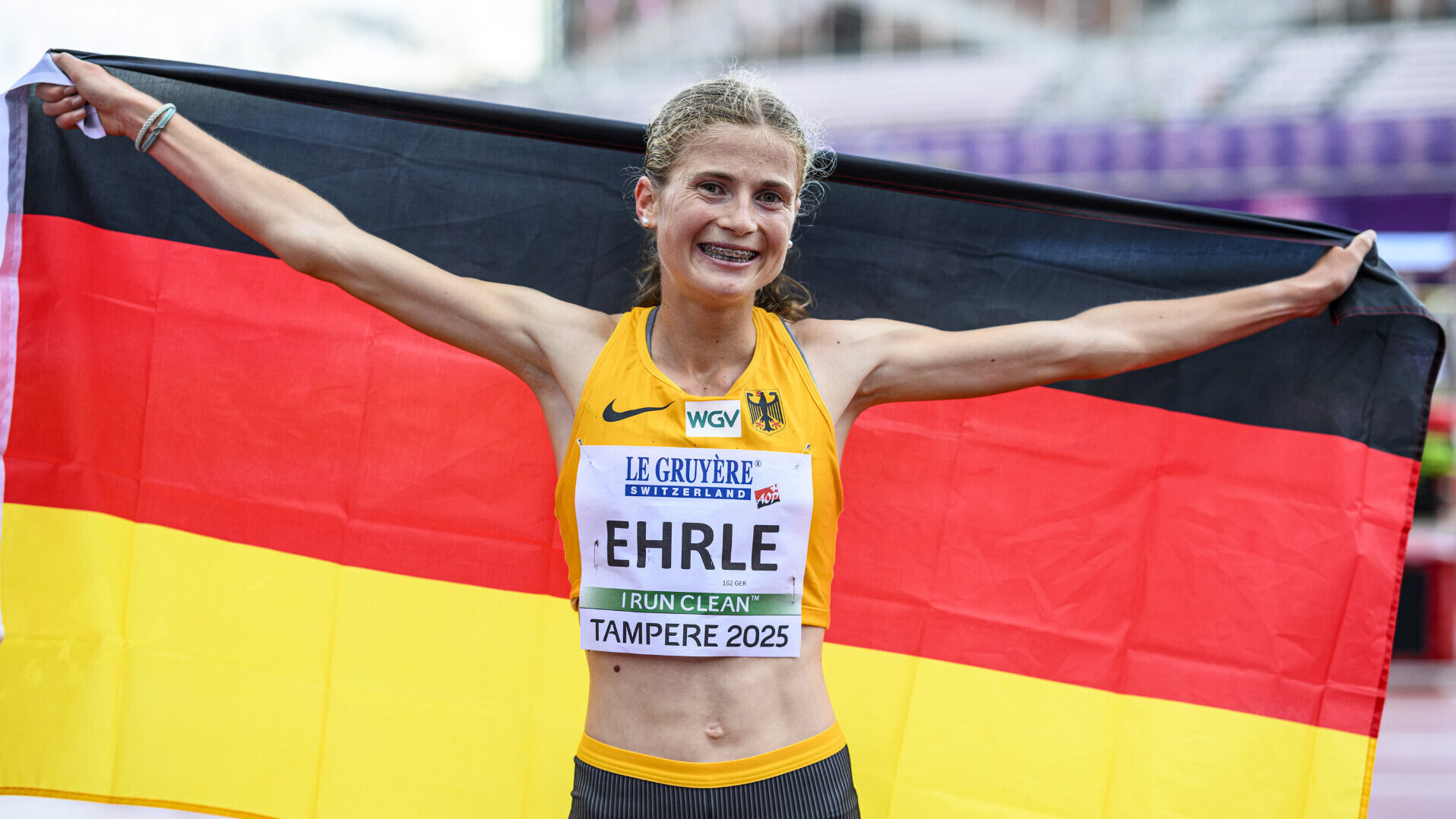 Tampere Tag 1 | Julia Ehrle pulverisiert ihre Bestzeit und stürmt zu Bronze