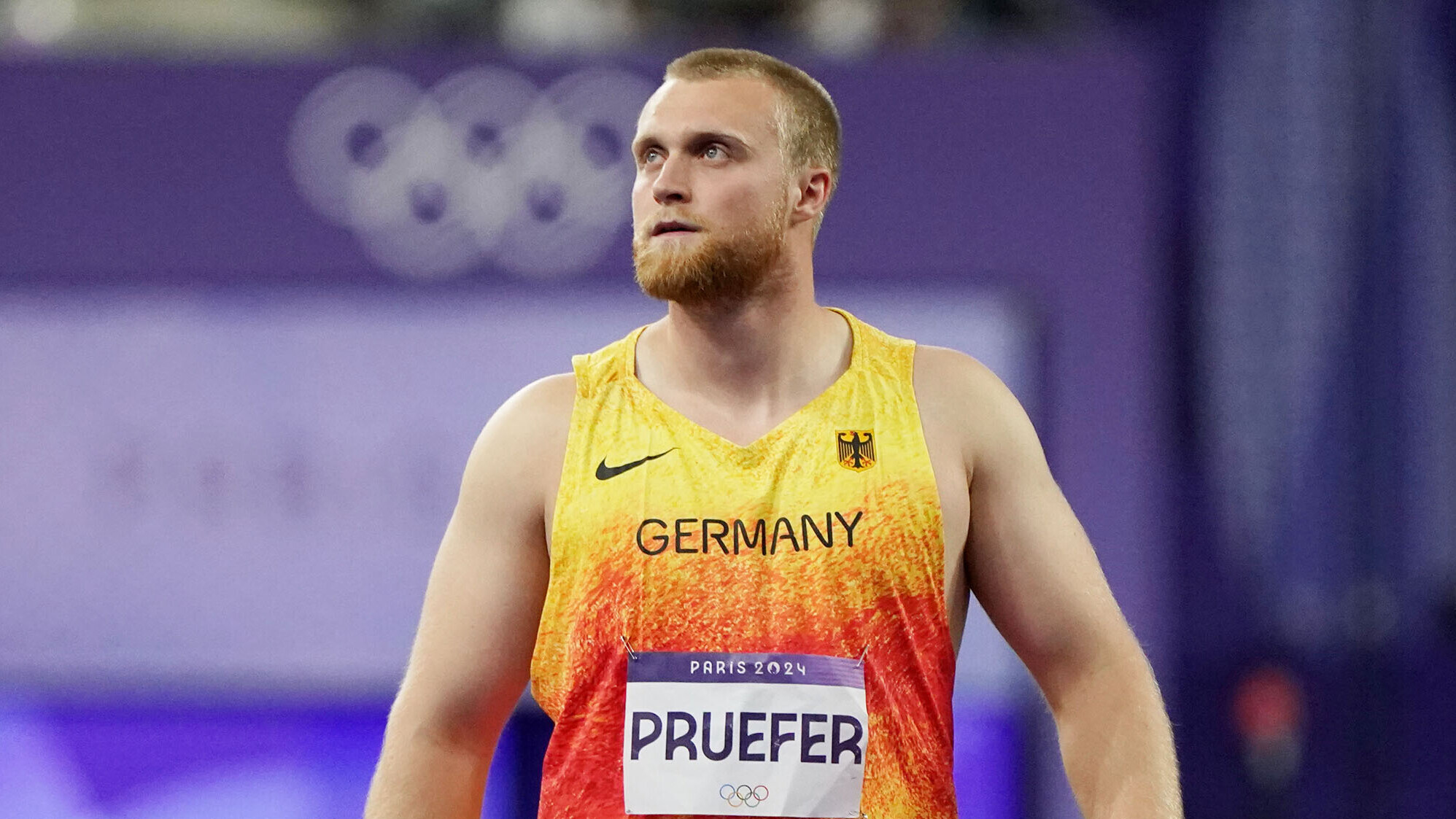 Clemens Prüfer im Nationaltrikot mit fragendem Gesichtsausdruck