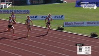 Laura Voß sprintet im ersten Lauf zum 200-Meter-Sieg
