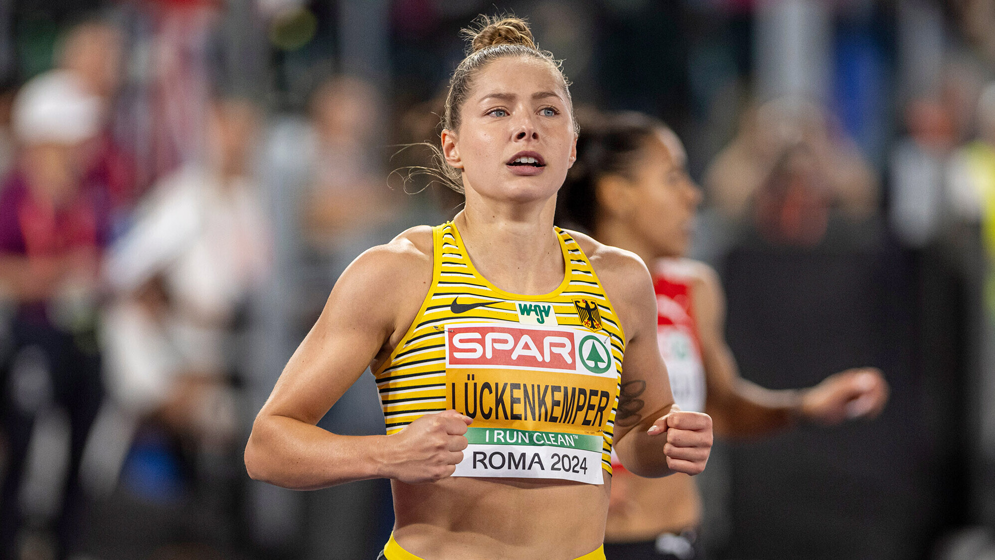 Gina Lückenkemper im Auslauf bei der EM in Rom. 