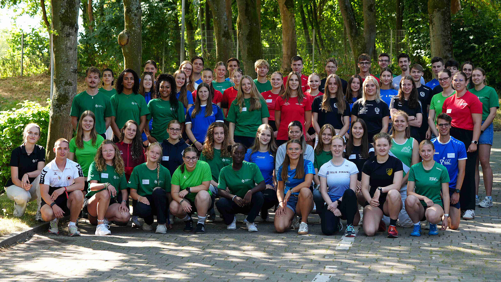 Gruppenfoto der Teilnehmenden des Workshops "Connected by Passion"