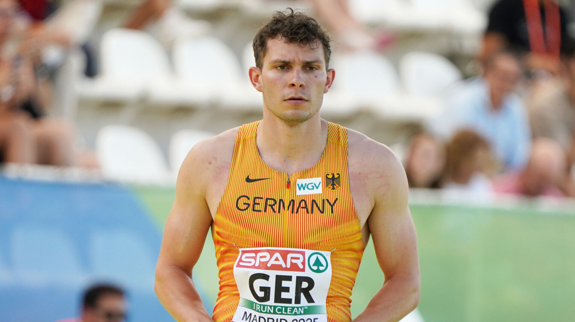 Porträt von 400-Meter-Sprinter Jean Paul Bredau im Nationaltrikot