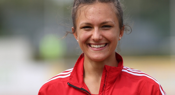 Chantal Butzek trommelt 7,39 Sekunden auf die Bahn
