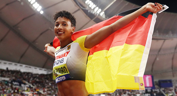 7 30 Meter Malaika Mihambo Kront Sich Zur Weitsprung Weltmeisterin Leichtathletik De