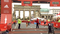 Topleistungen und große Lauffreude beim Berliner Halbmarathon