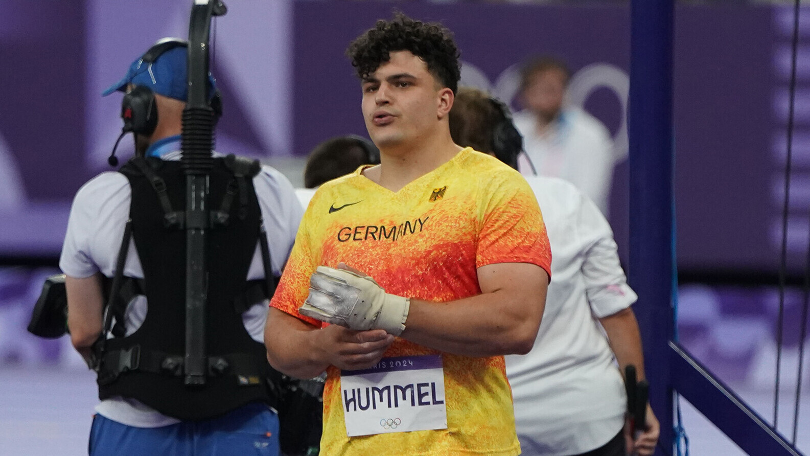 Merlin Hummel im Hammerwurfring bei den Olympischen Spielen. 