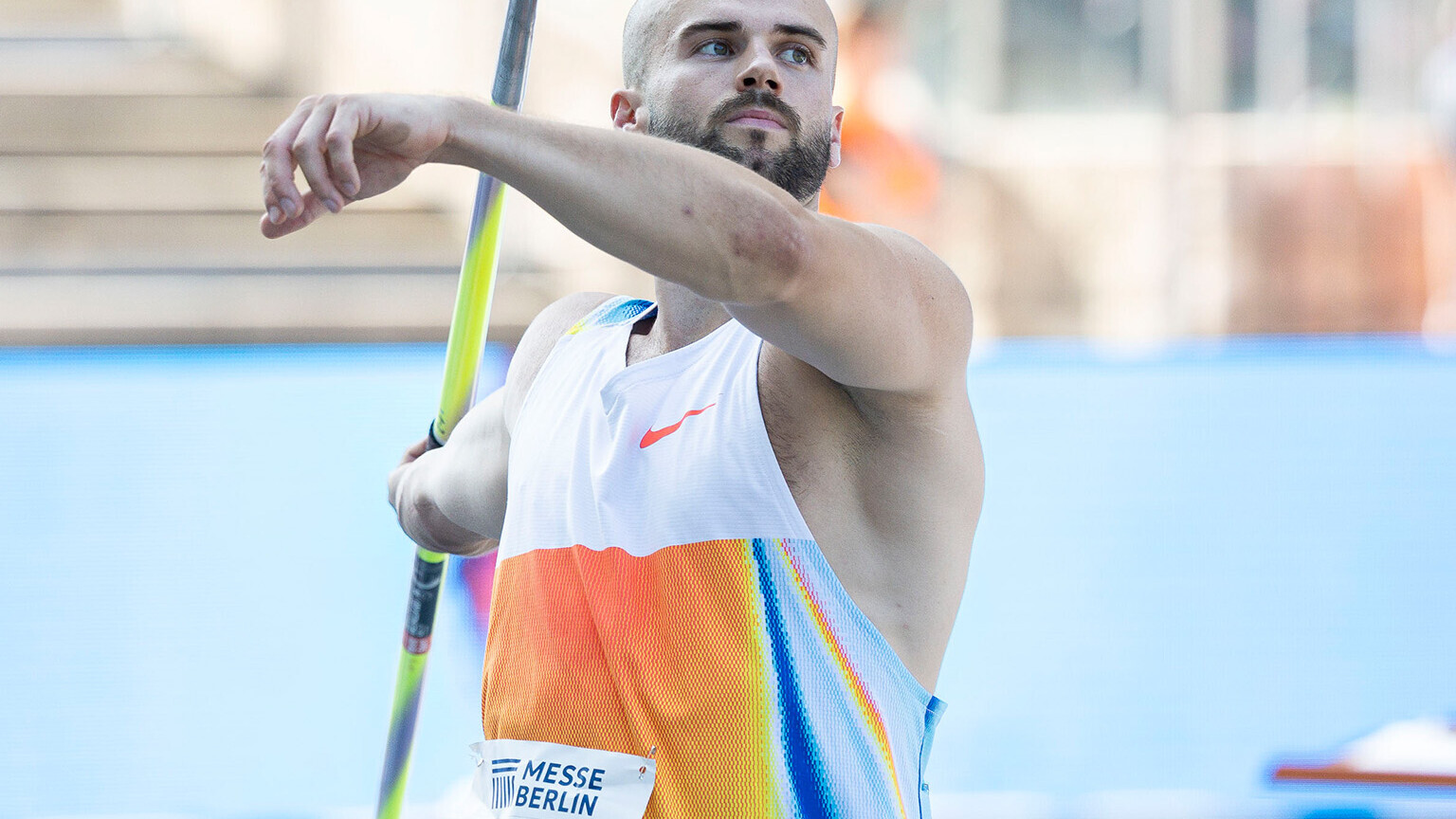 Julian Weber beim Abfeuern seines Speers
