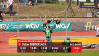 Anna-Elisabeth Ehlers überquert als Einzige…