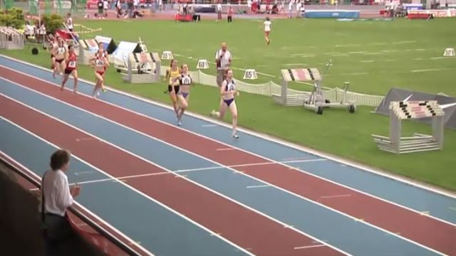 800m Juniorinnen - 2. Zeitlauf