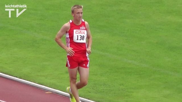 Hagen Pohle vor Marcel Lehmberg