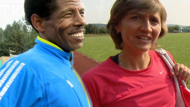 Haile Gebrselassie und Irina Mikitenko vor…