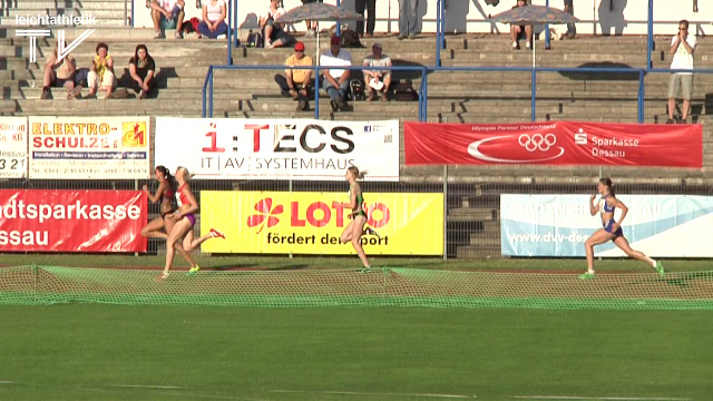 Janin Lindenberg kämpft gegen Wind