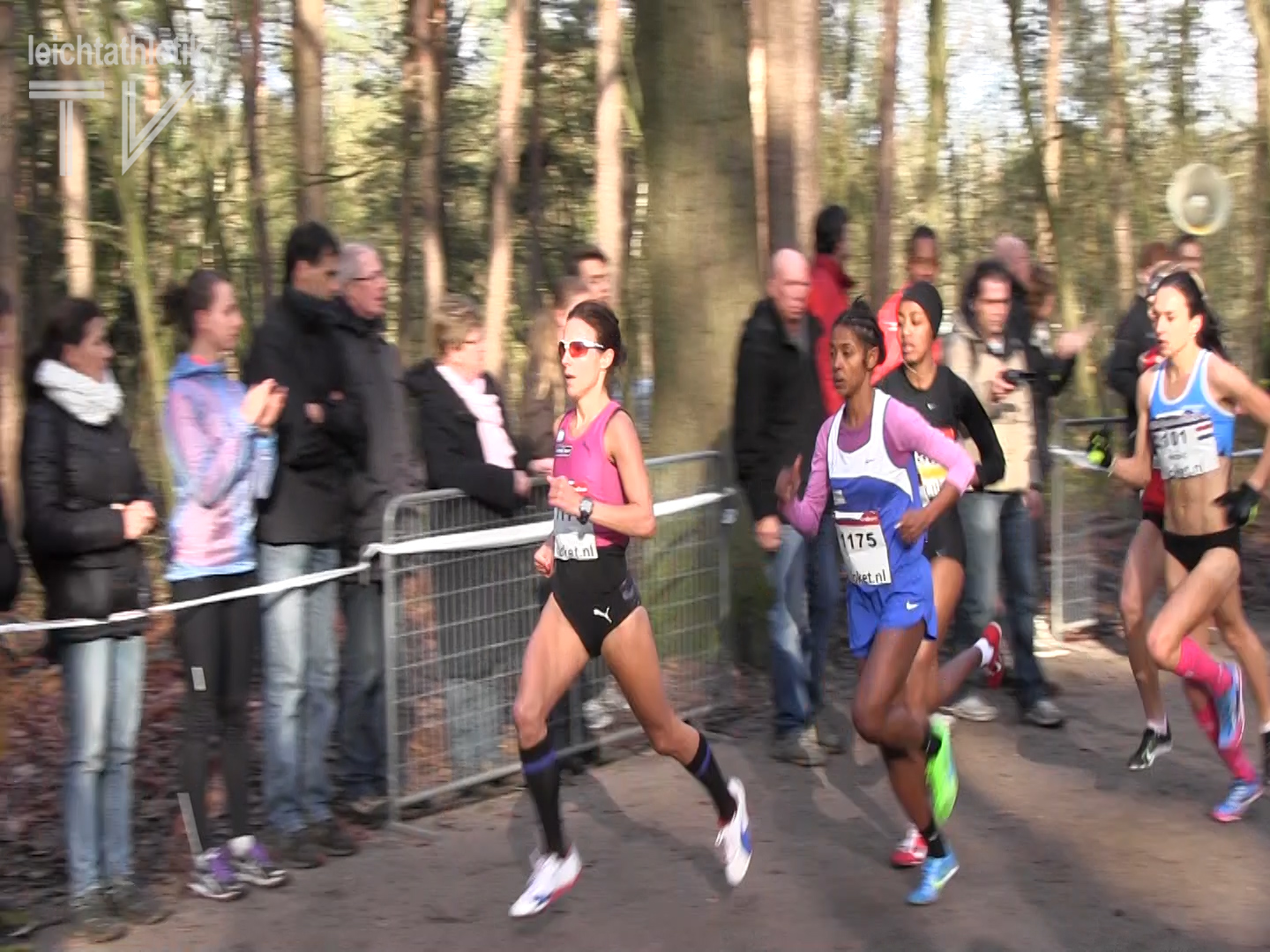 Cross-Asse in Tilburg achtbar