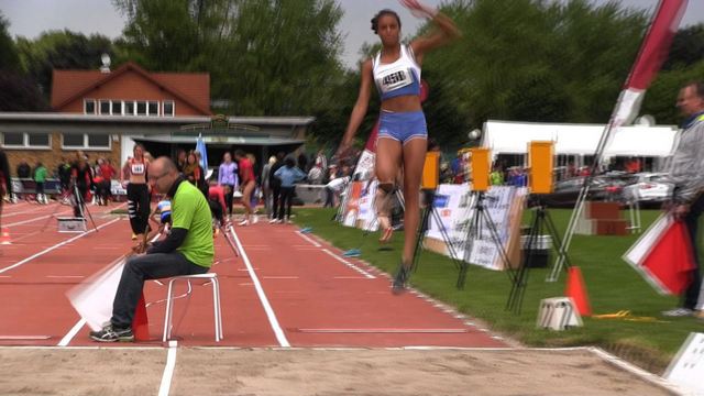 Malaika Mihambo überzeugt im U20-Weitsprung
