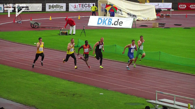 Julian Reus startet mit 10,31 im Regen