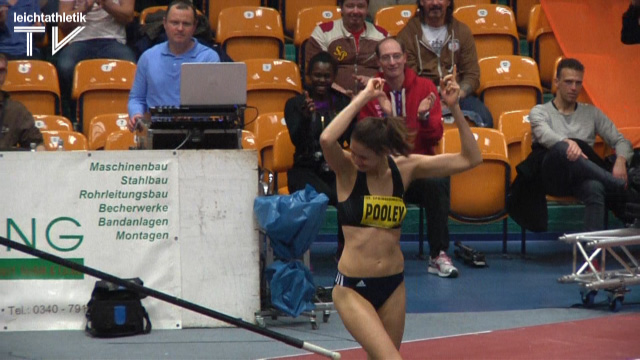 Isobel Pooley zeigt Freudentänzchen