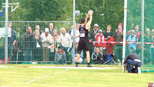 Martin Wierig schiebt sich auf Platz drei