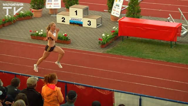 Neele Eckhardt dominiert den Dreisprung