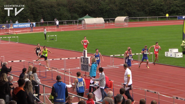 Hannes Lochmüller über 300 Meter Hürden…