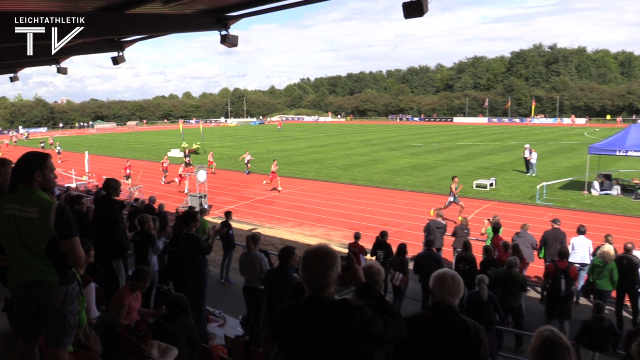 Jungs vom SV Halle sprinten Magdeburg davon