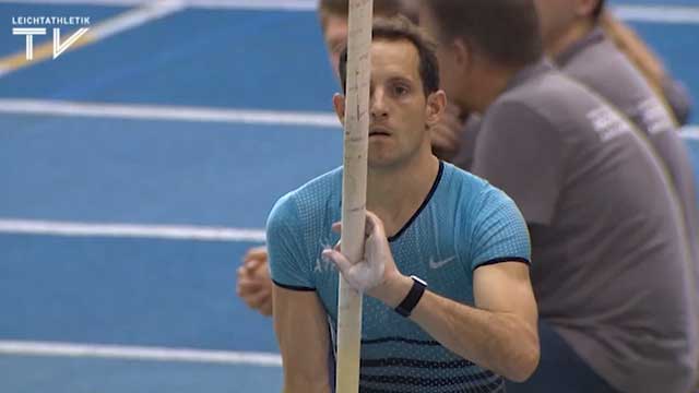 Renaud Lavillenie spielt im Bruderduell…